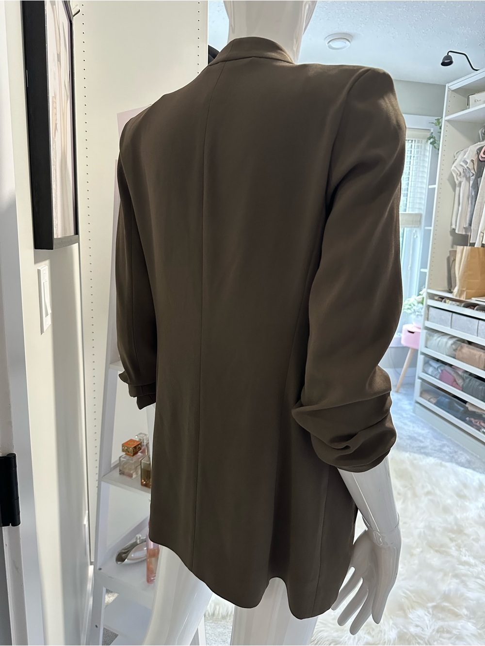 Babaton Olive Open-Front Blazer Jacket - Picture 6 of 11